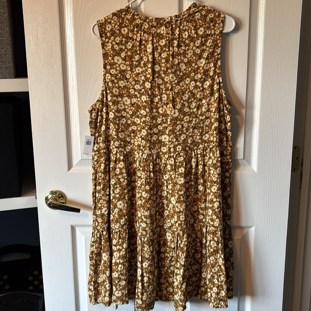 NWT Yellow Floral Sundress - Picture 8 of 8